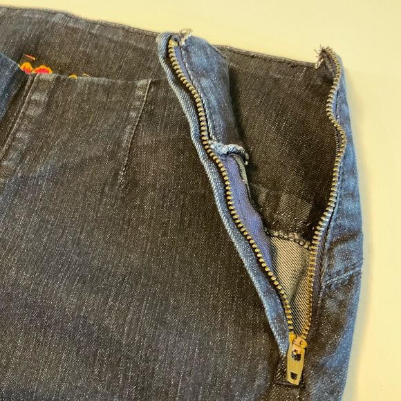 Forever 21 High Waisted Cigarette Blue Denim Jeans, Side Zip, Flat Front, Sz 26 - Picture 4 of 9